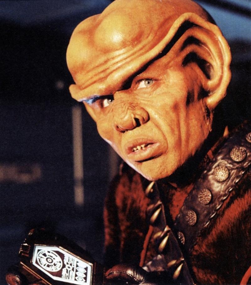 Clint Howard trong vai Grady phim Star Trek 1995