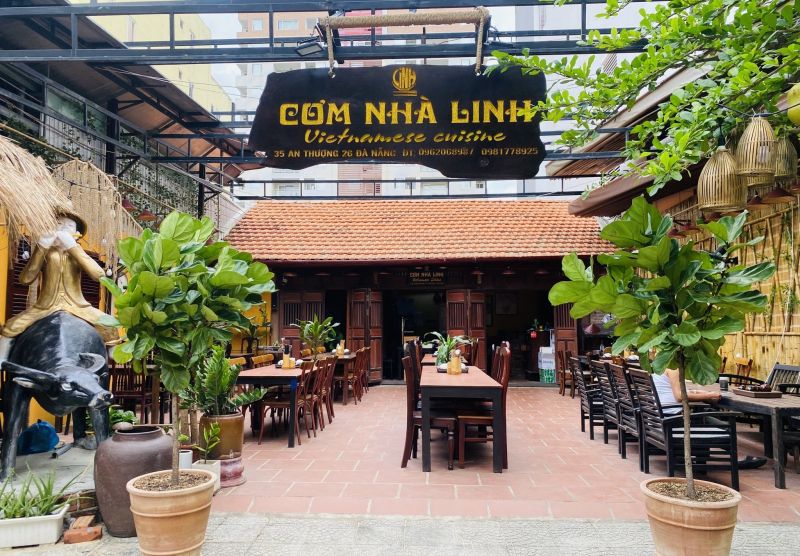 Cơm Nhà Linh - Vietnamese Restaurant