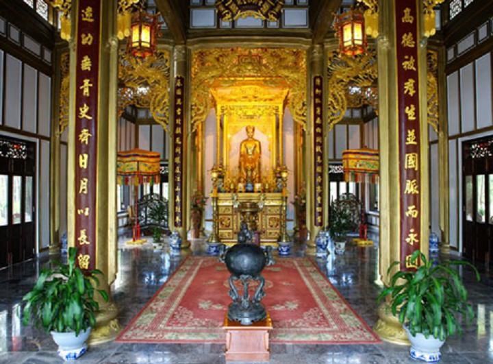 Điện thờ công chúa Huyền Trân ở Huế