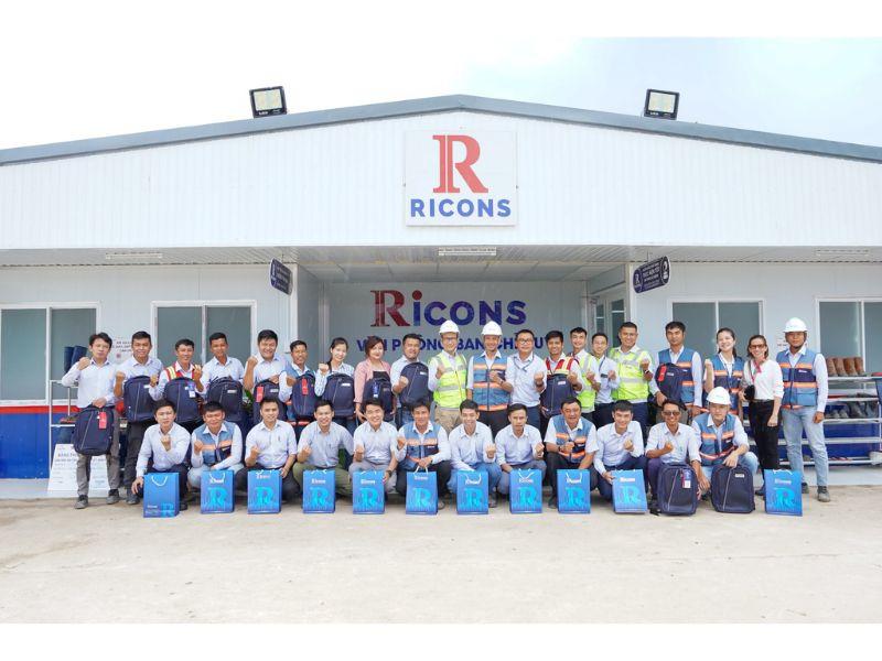 Công ty cổ phần đầu tư xây dựng Ricons