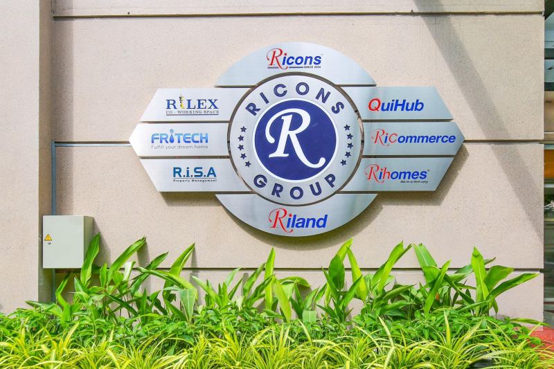 Công ty cổ phần tập đoàn đầu tư xây dựng Ricons