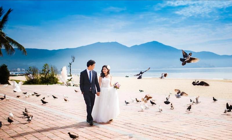 Công viên Biển Đông là địa chỉ cho những tấm ảnh cưới đẹp