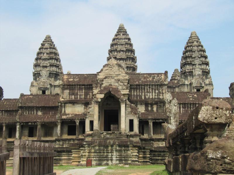 Campuchia - Đất Phật Angkor: Kulen, công trình đá xây Angkor