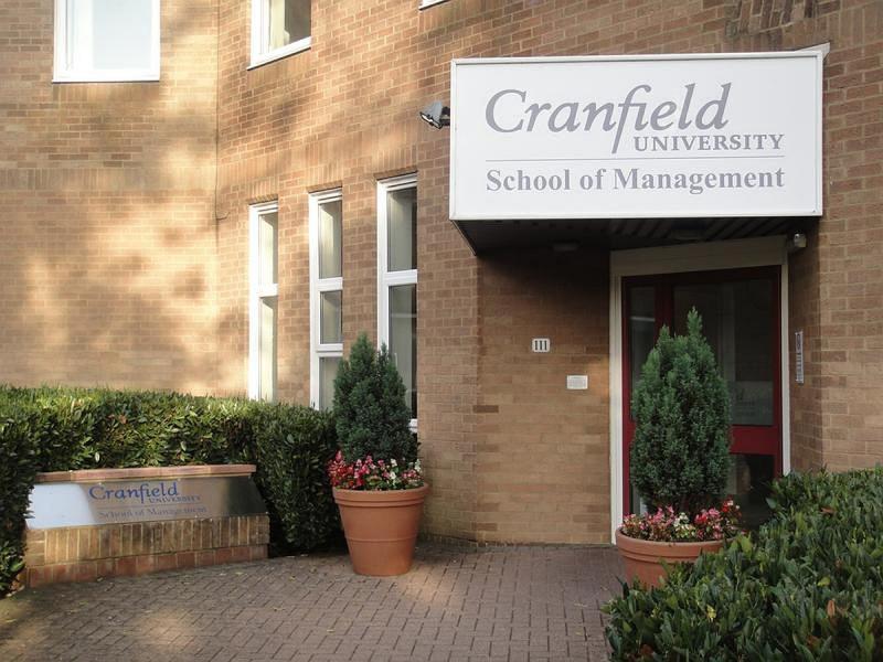 Cranfield School of Management (Cranfield – Anh)