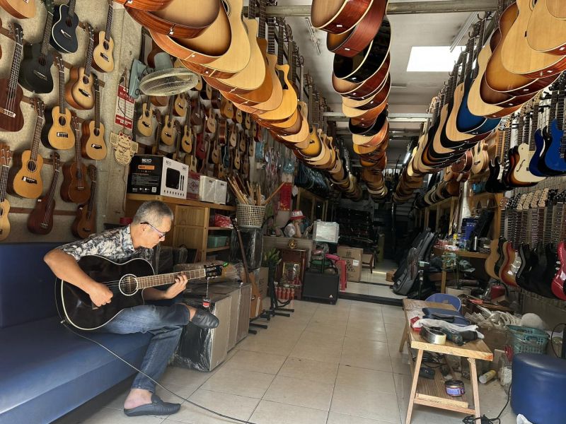 Cửa hàng Guitar Long
