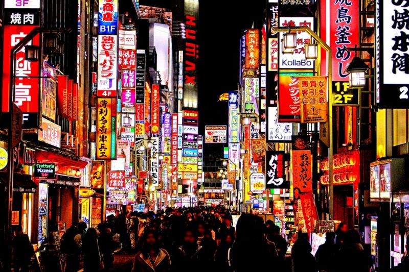 Cuộc sống về đêm ở Shinjuku