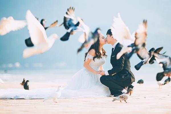 Chụp ảnh cưới ở công viên biển Đà Nẵng