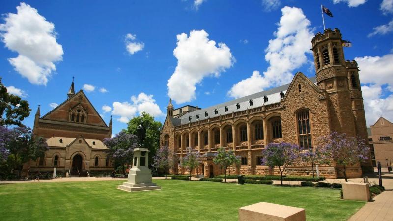 Đại học Adelaide (University Of Adelaide)