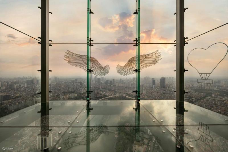 Đài quan sát Sky Walk của tòa tháp Lotte Center