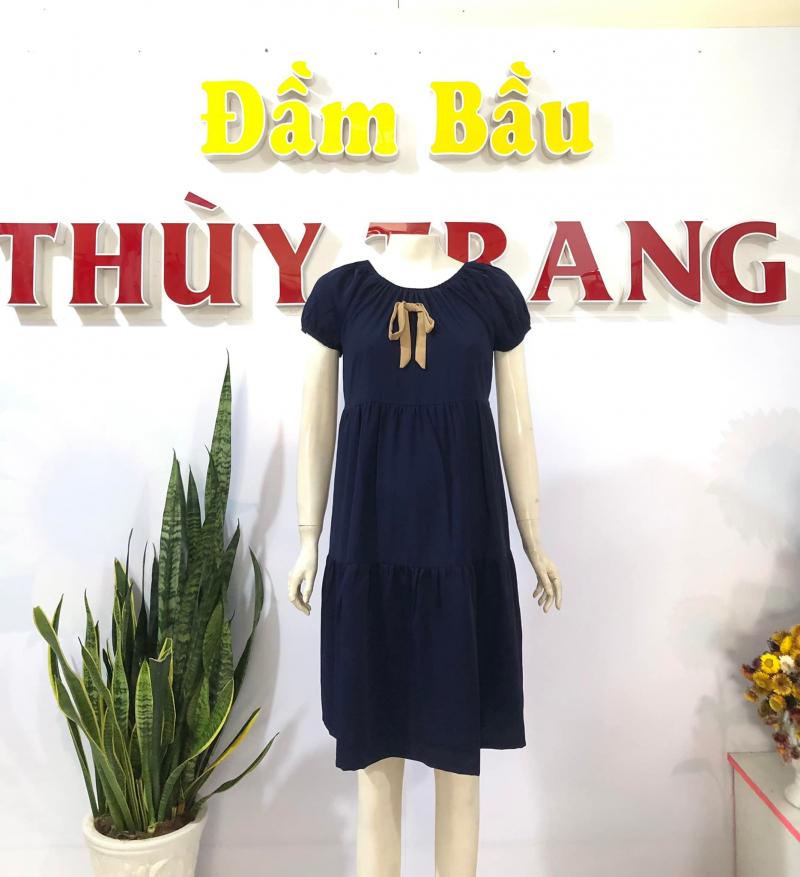 Đầm bầu Thuỳ Trang