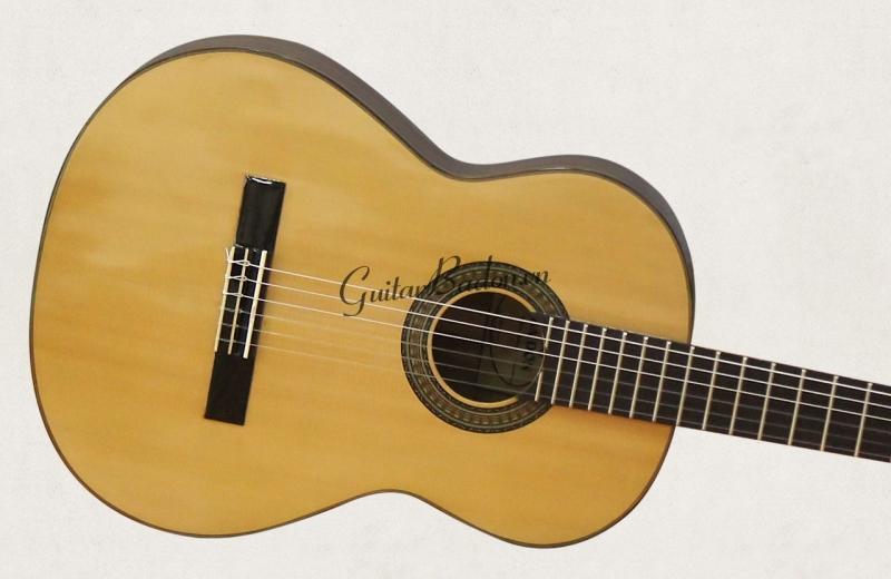 Đàn Guitar Classic C-550-C Còng - 5,500,000đ