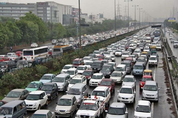 Đất nước của tắc đường và tai nạn giao thông