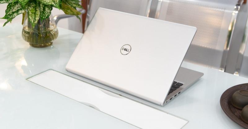 Màn hình laptop Dell