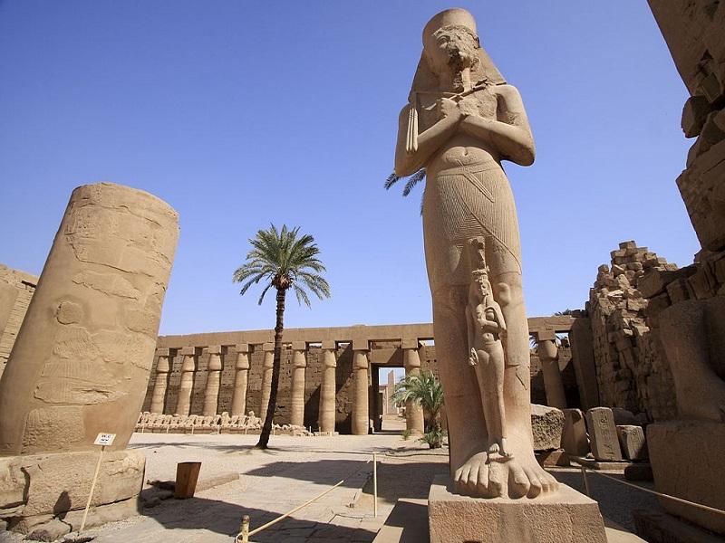 Đền Karnak được mệnh danh là bảo tàng ngoài trời