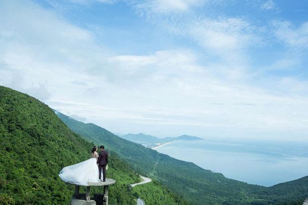 Đèo Hải Vân là địa điểm lý tưởng để chụp ảnh cưới