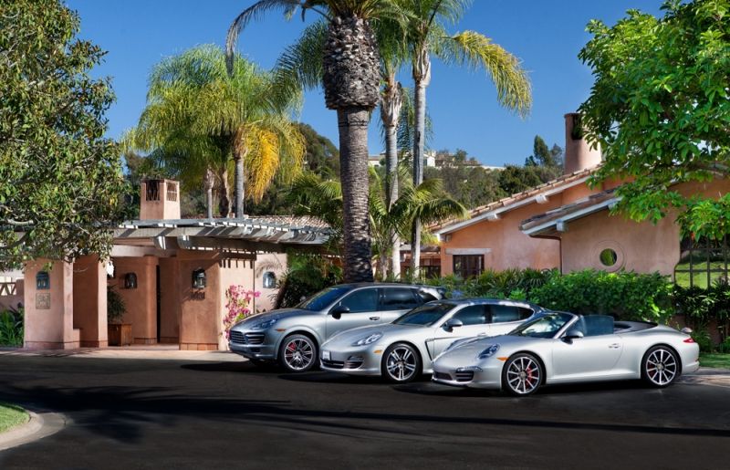 Dịch vụ cho thuê xe Porsche 911 huyền thoại tại khách sạn Rancho Valencia