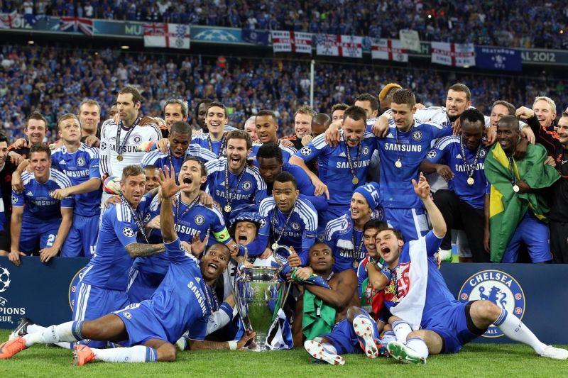 Didier Drogba đá phạt đền cho Chelsea tại chung kết Champions League 2012
