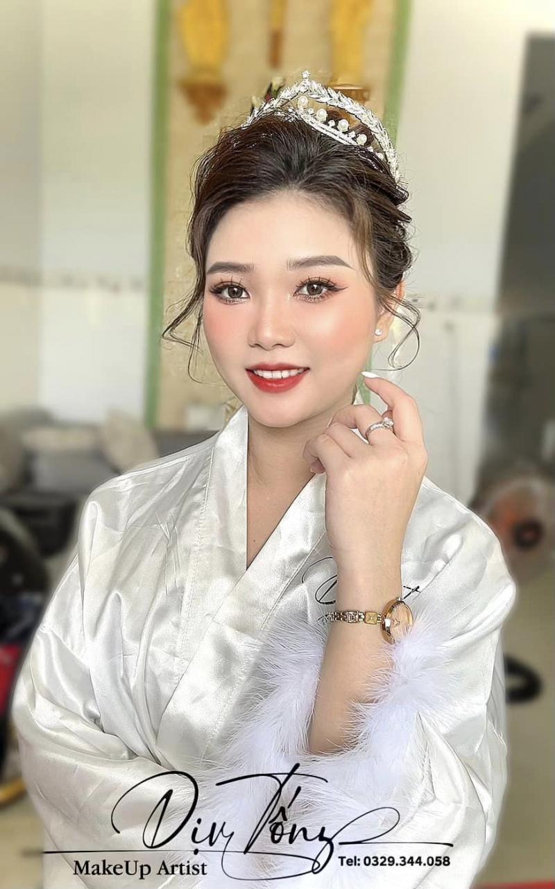 Dịu Tống makeup