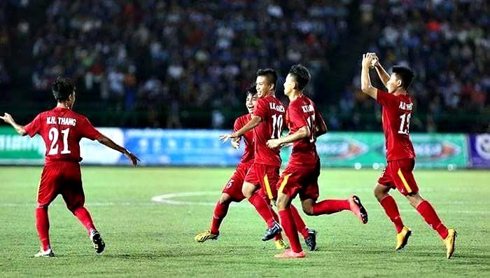 Niềm vui chiến thắng của các cầu thủ U16 Việt Nam.