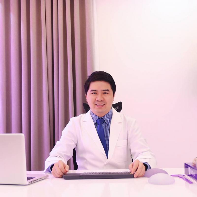 Dr. Hoàng Tuấn