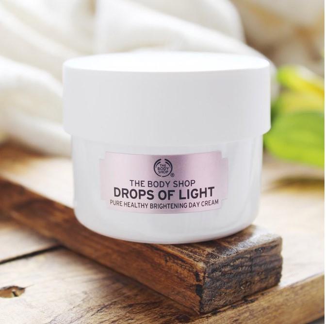 Drops Of Light Pure Healthy Brightening Day Cream