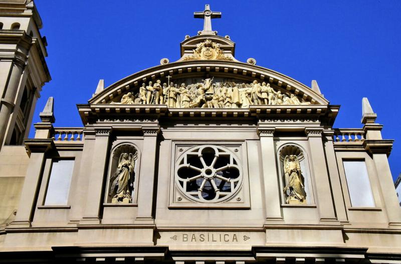 Vương cung thánh đường Đức Mẹ Thương xót ở San Nicolás, Buenos Aires, Argentina
