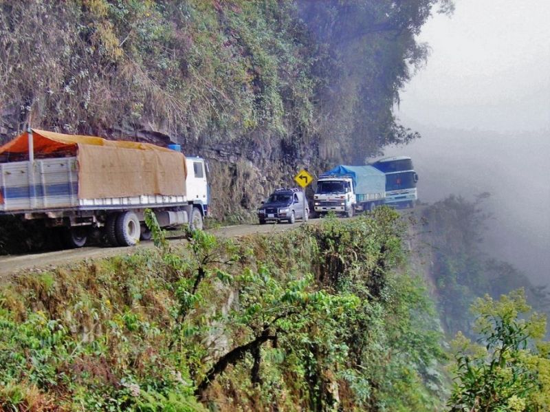 Đường Yungas, con đường nguy hiểm nhất thế giới tại Bolivia