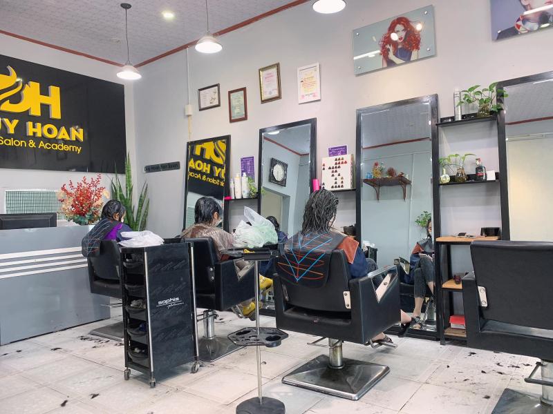Duy Hoan Hair Salon & Academy