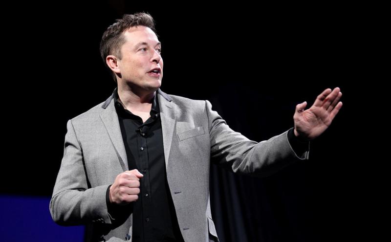 Elon Musk -180 tỷ USD