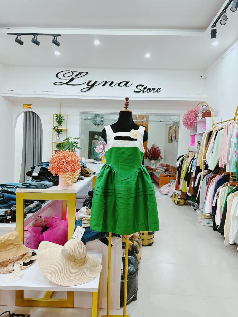 Fashion Lyna