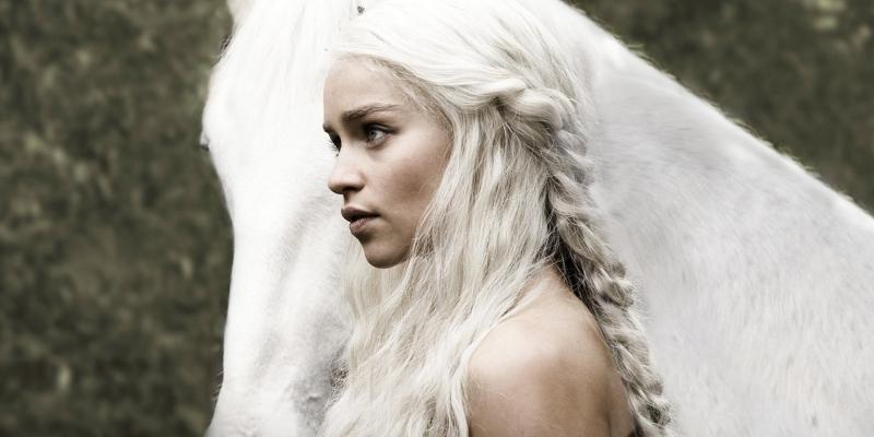 Nhân vật Daenerys Targaryen hay còn gọi là Mẹ Rồng