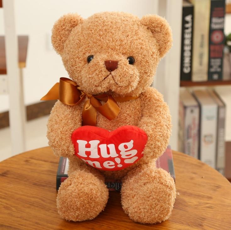 Nếu nàng của bạn có niềm yêu thích đặc biệt với gấu bông, hãy mua tặng cô ấy một con gấu thật đáng yêu