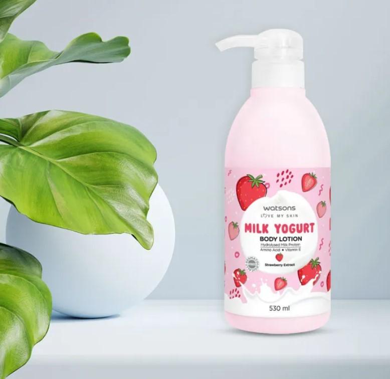 Gel dưỡng thể Watsons Milk Yogurt Strawberry Extract