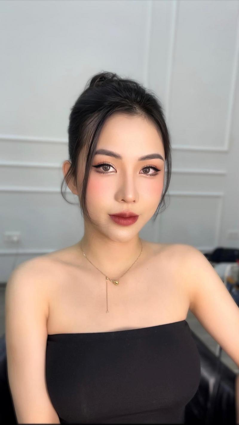 Giang Phạm Makeup