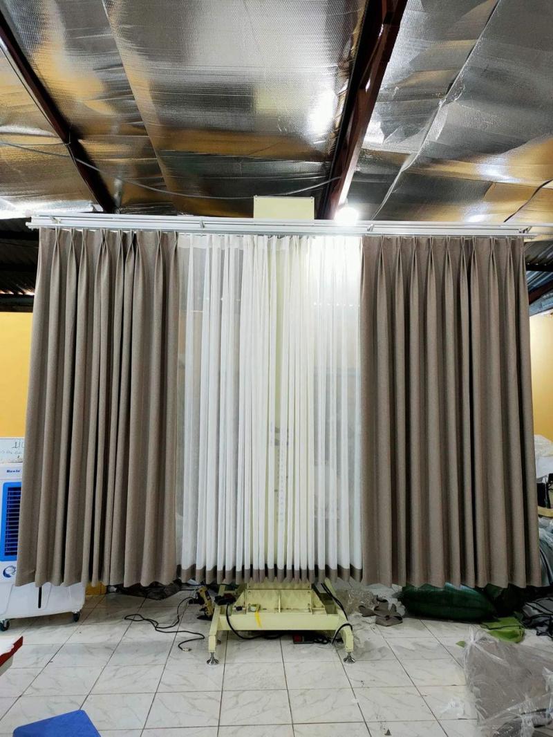 Ha Phuong Curtains & Bedding chuyên cung cấp các sản phẩm rèm cửa đa dạng về kiểu dáng, chất liệu và màu sắc