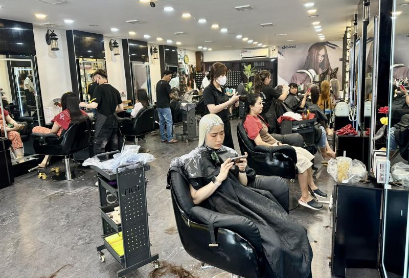 Hair Salon & Academy Chấn Hưng-Hồ Phượng