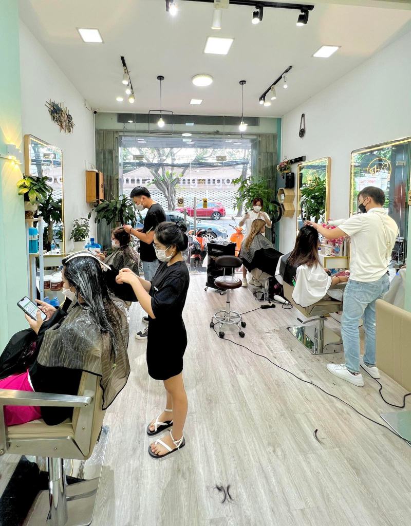 Hair salon Hoàng Vinh