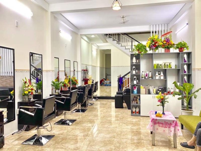 Hair Salon Quang Vinh