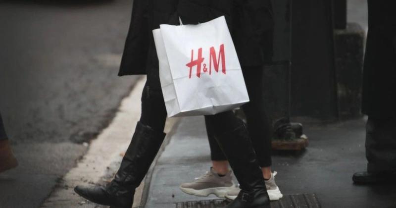 Gian hàng trưng bày của H&M