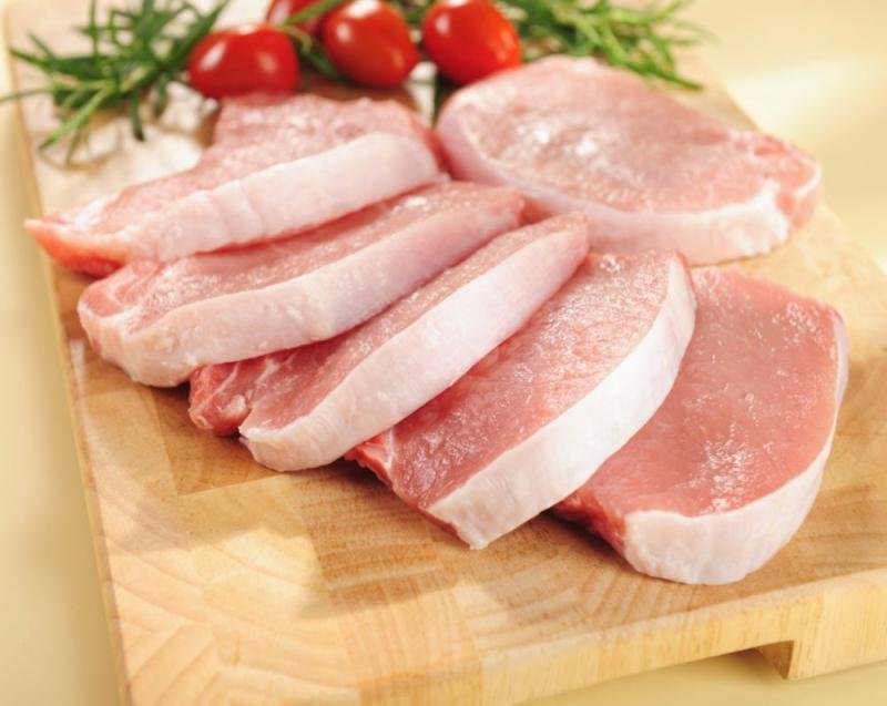 Thịt heo là loại thực phẩm chứa hàm lượng chất béo và cholesterol lớn.
