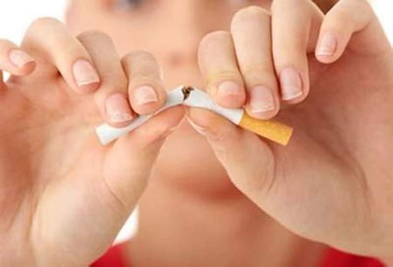 Tránh xa thuốc lá vì chất nicotin trong thuốc là kẻ thù nguy hiểm của tinh trùng
