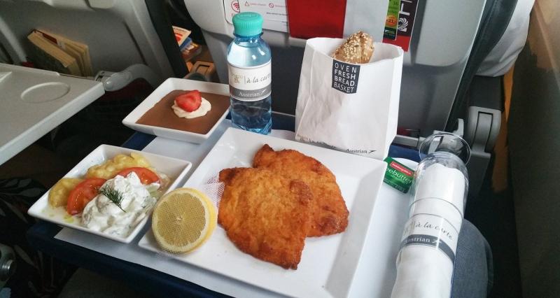 Bữa ăn trên Austrian Airlines