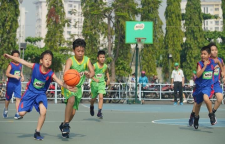 Thể thao có vai trò quan trọng đối với sự phát triển cân đối của trẻ
