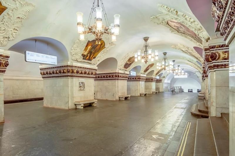 Hệ thống tàu điện ngầm Moscow, Nga