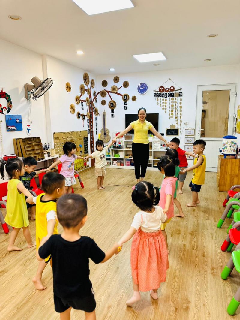 Himawari Kindergarten - Mầm non Hoa Hướng Dương