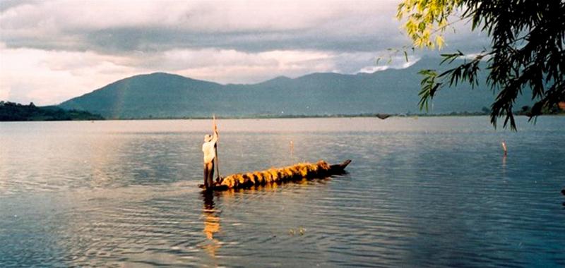 Huyền thoại Hồ Lắk