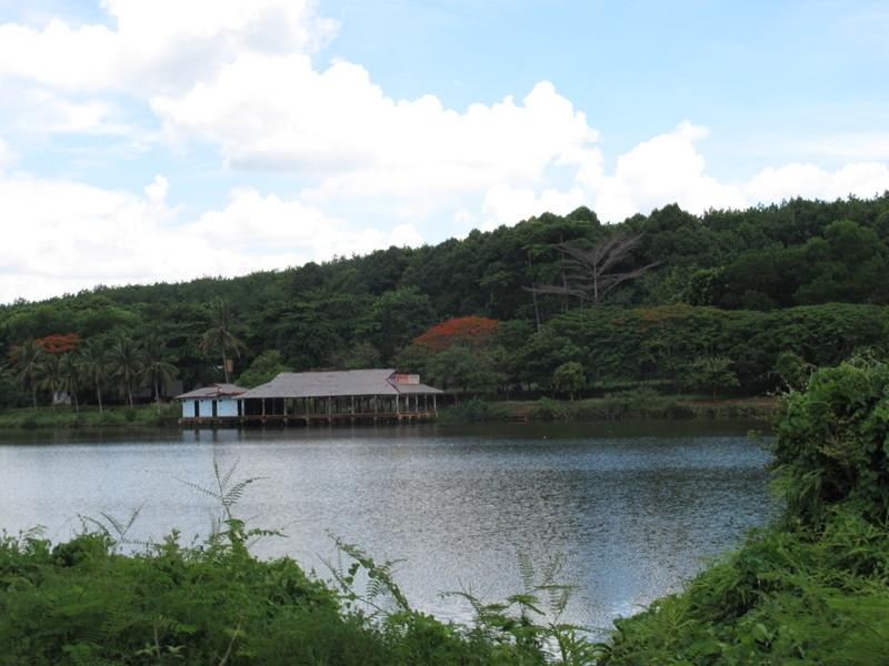 Hồ suối Lam