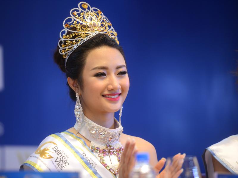 Hoa hậu bản sắc Việt - Trần Thị Thu Ngân