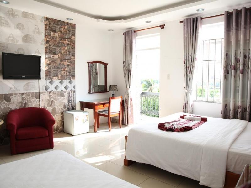 Hòa Phát Hotel & Apartment