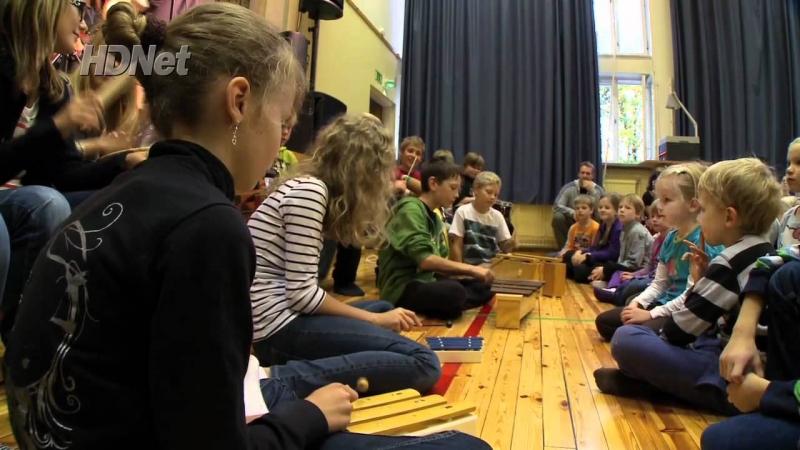 Ở các trường Phần Lan thường có đội ngũ về chăm sóc niềm vui cho học sinh.